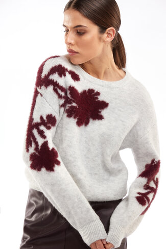Atmos pull Zaya bloom FW25