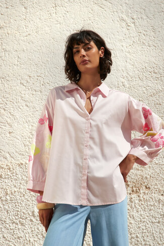 Atmos bloes Chrissy rose SS26