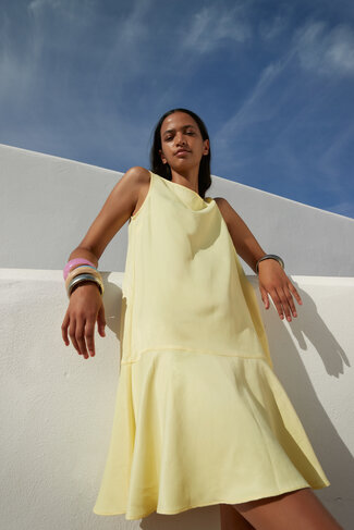 Atmos kleed Laris sun SS26