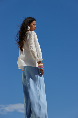 Atmos bloes Minke ecru SS26