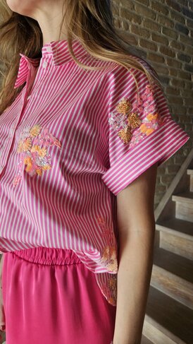 Atmos bloes Naan pink SS26