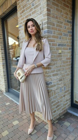 Rinascimento blazer kort/ vest turtledove SS26