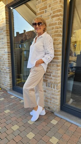 Comme Ca bloes Melvin white SS26