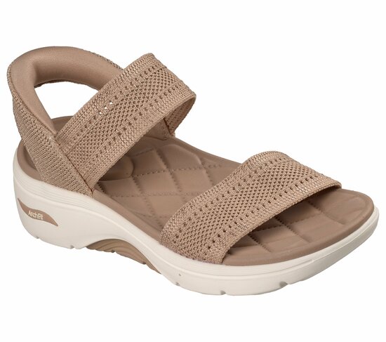 Skechers sandaal slip-in tan SS26